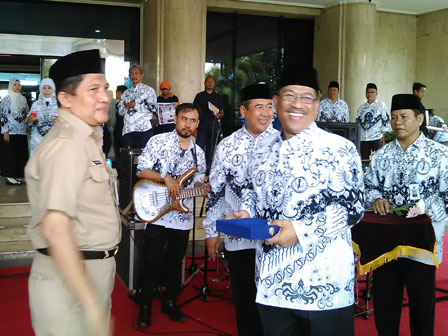 Pencarian PGRI Ngada - Persatuan Guru Republik Indonesia Cabang Kabupaten Ngada